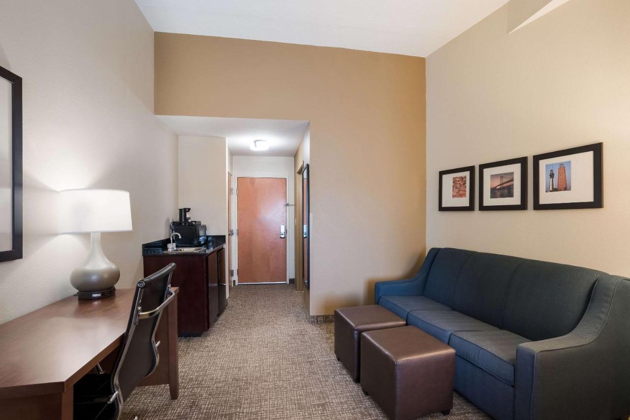 Comfort Suites Suffolk - Chesapeake Extérieur photo