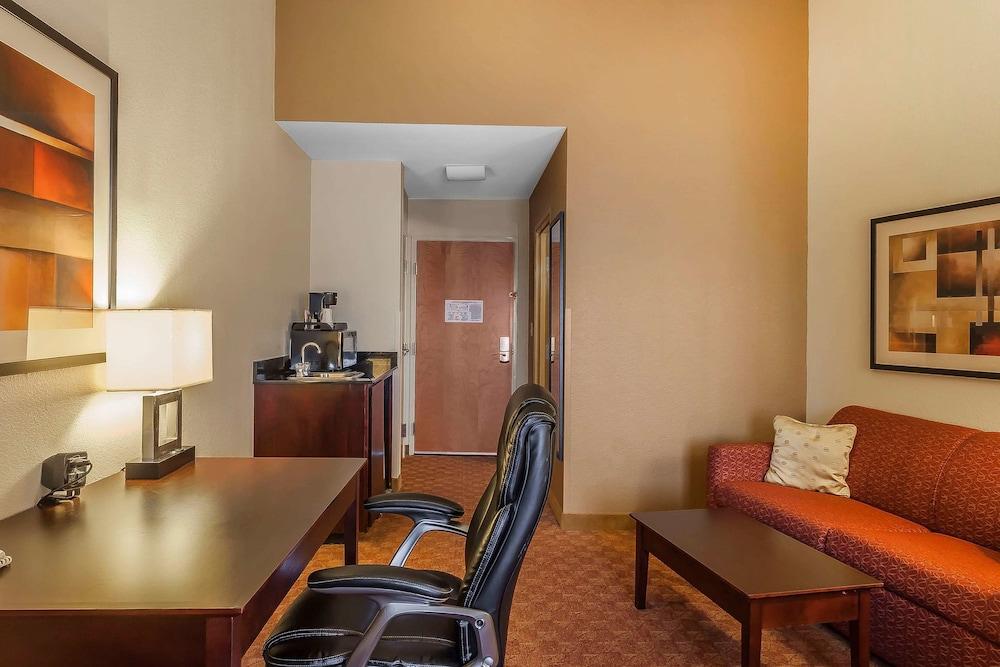 Comfort Suites Suffolk - Chesapeake Extérieur photo