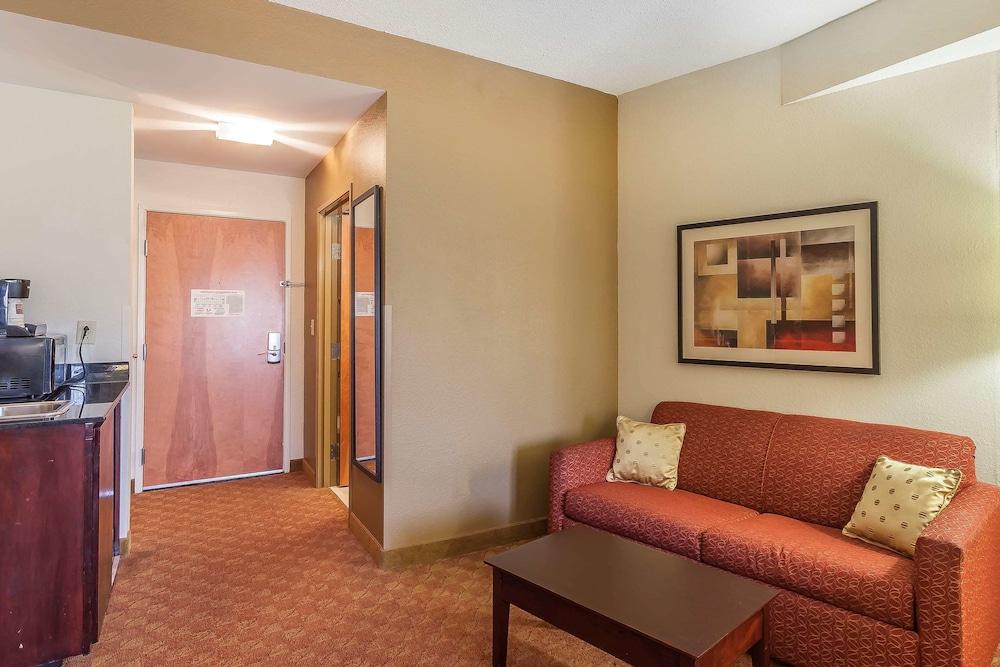 Comfort Suites Suffolk - Chesapeake Extérieur photo
